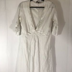 White 1/2 sleeve floral lace detail dress